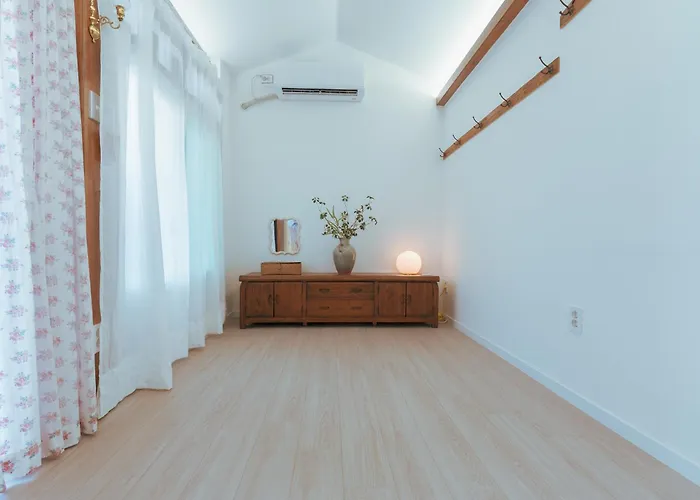 Breath Hanok Private Traditional *