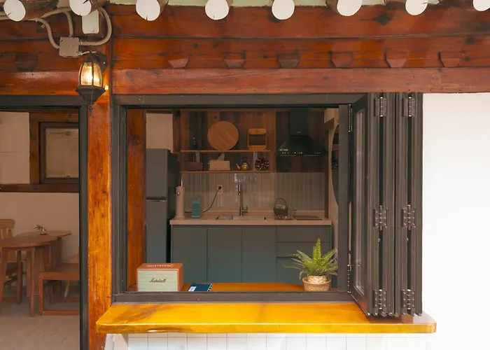 Breath Hanok Private Traditional Holiday home