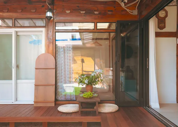 Breath Hanok Private Traditional Holiday home *
